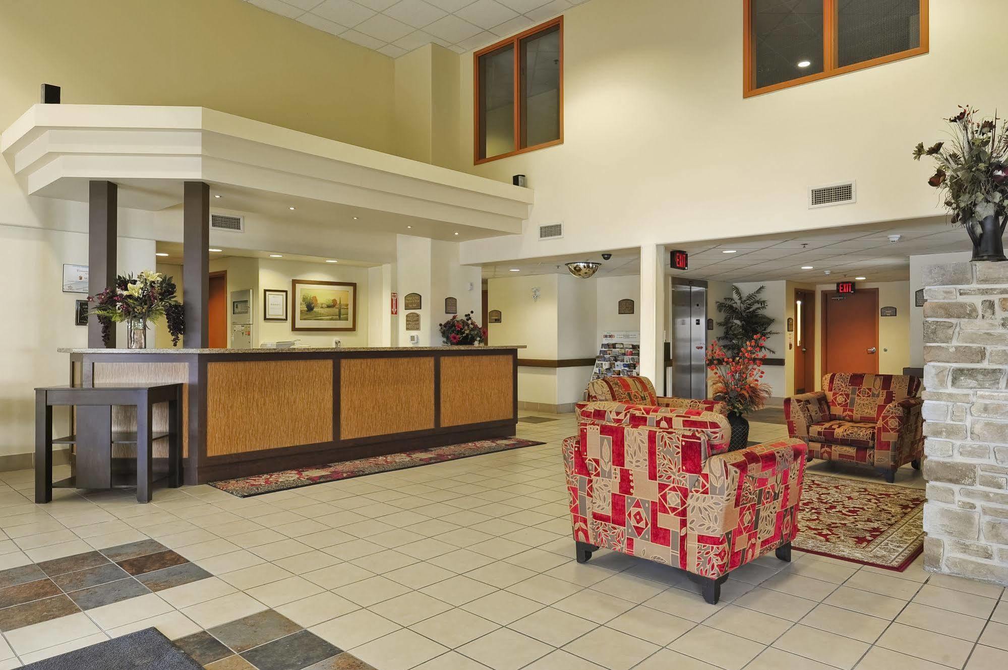 Super 8 By Wyndham Barrie South Hotel Exterior foto